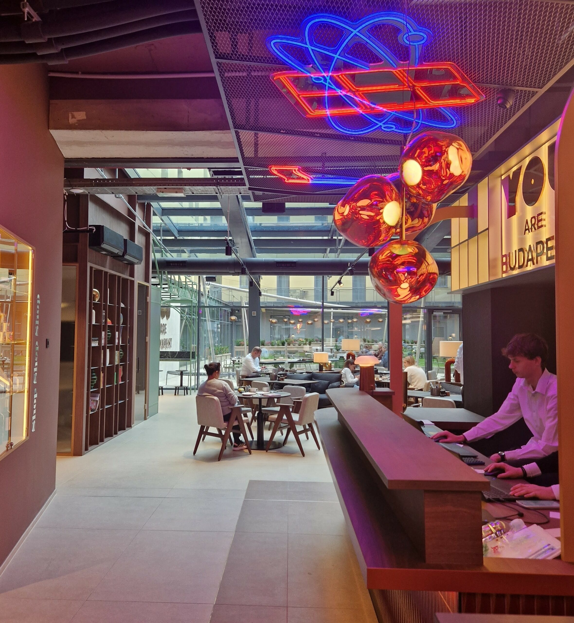 AT-YOU-BUDAPEST-27 – Copie AT-YOU-BUDAPEST-27 – Copie