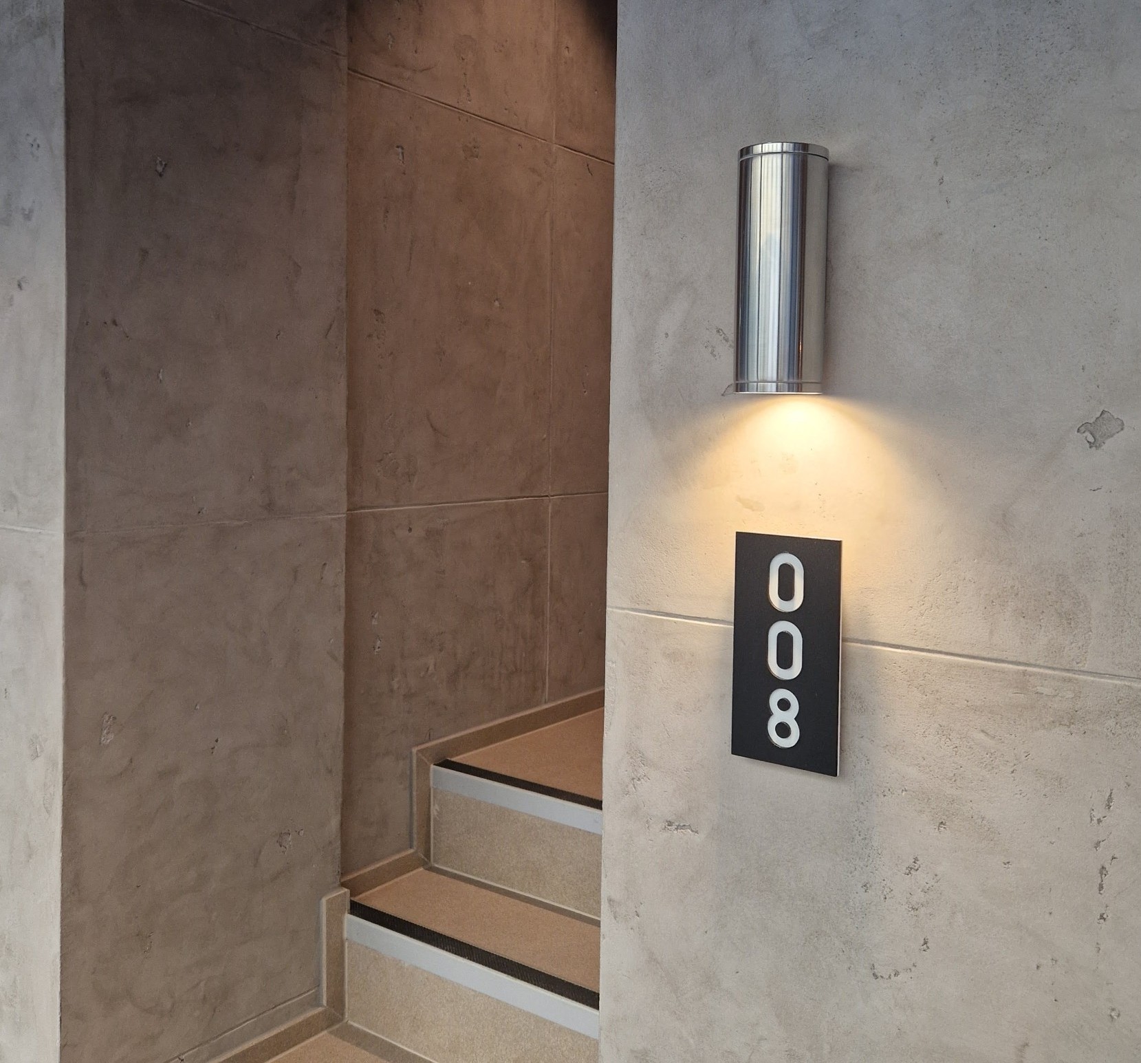 AT-YOU-BUDAPEST-32.1 AT-YOU-BUDAPEST-32.1