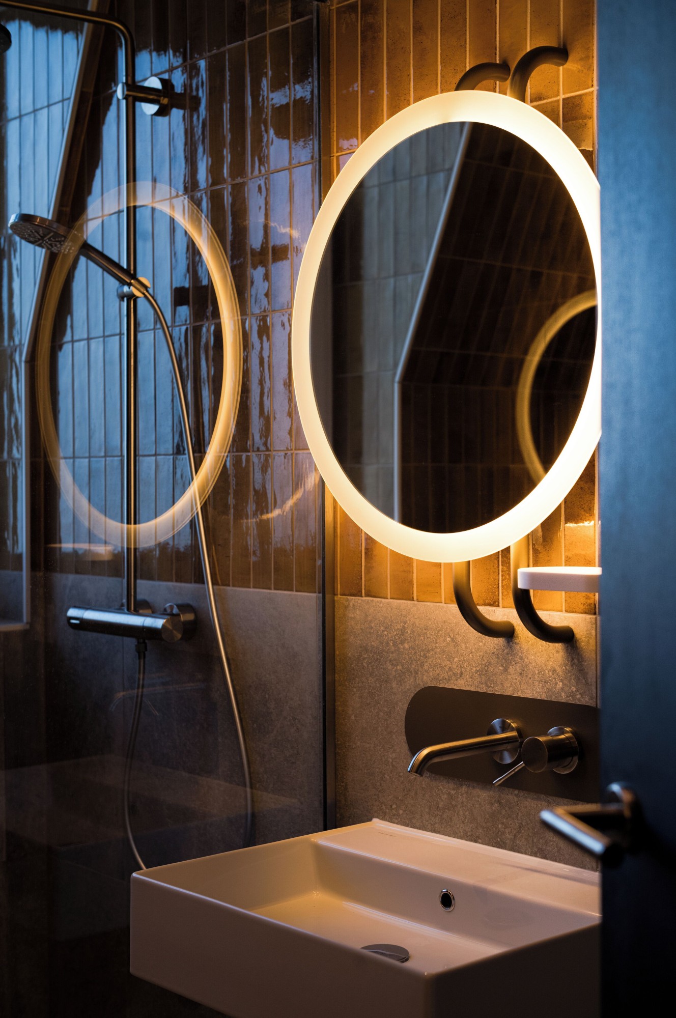 AT-YOU-BUDAPEST-SDB 1 AT-YOU-BUDAPEST-SDB 1